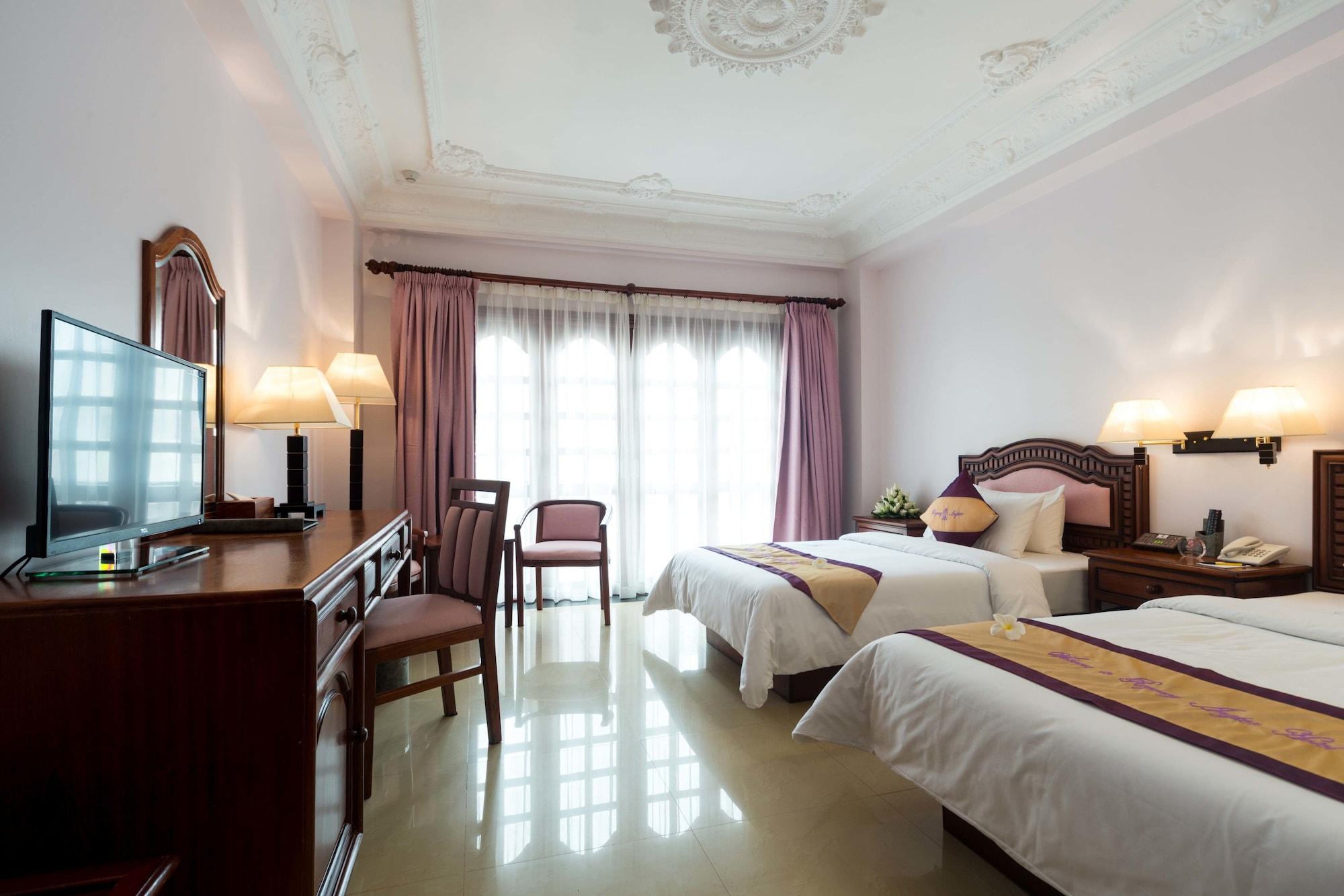 Regency Angkor Hotel Siem Reap Exterior foto