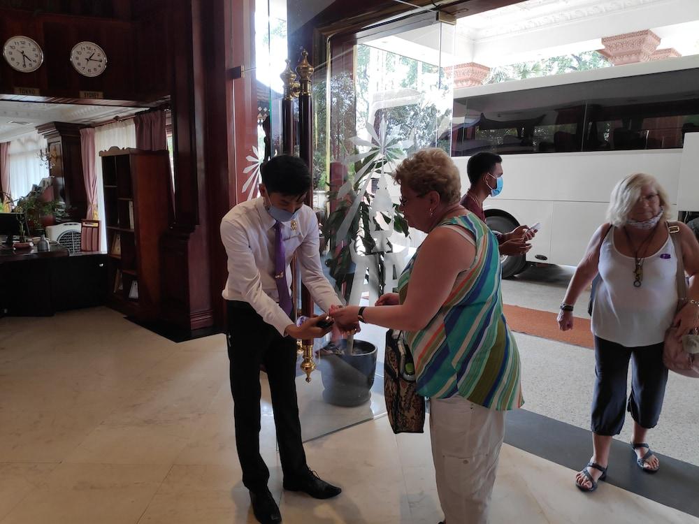 Regency Angkor Hotel Siem Reap Exterior foto