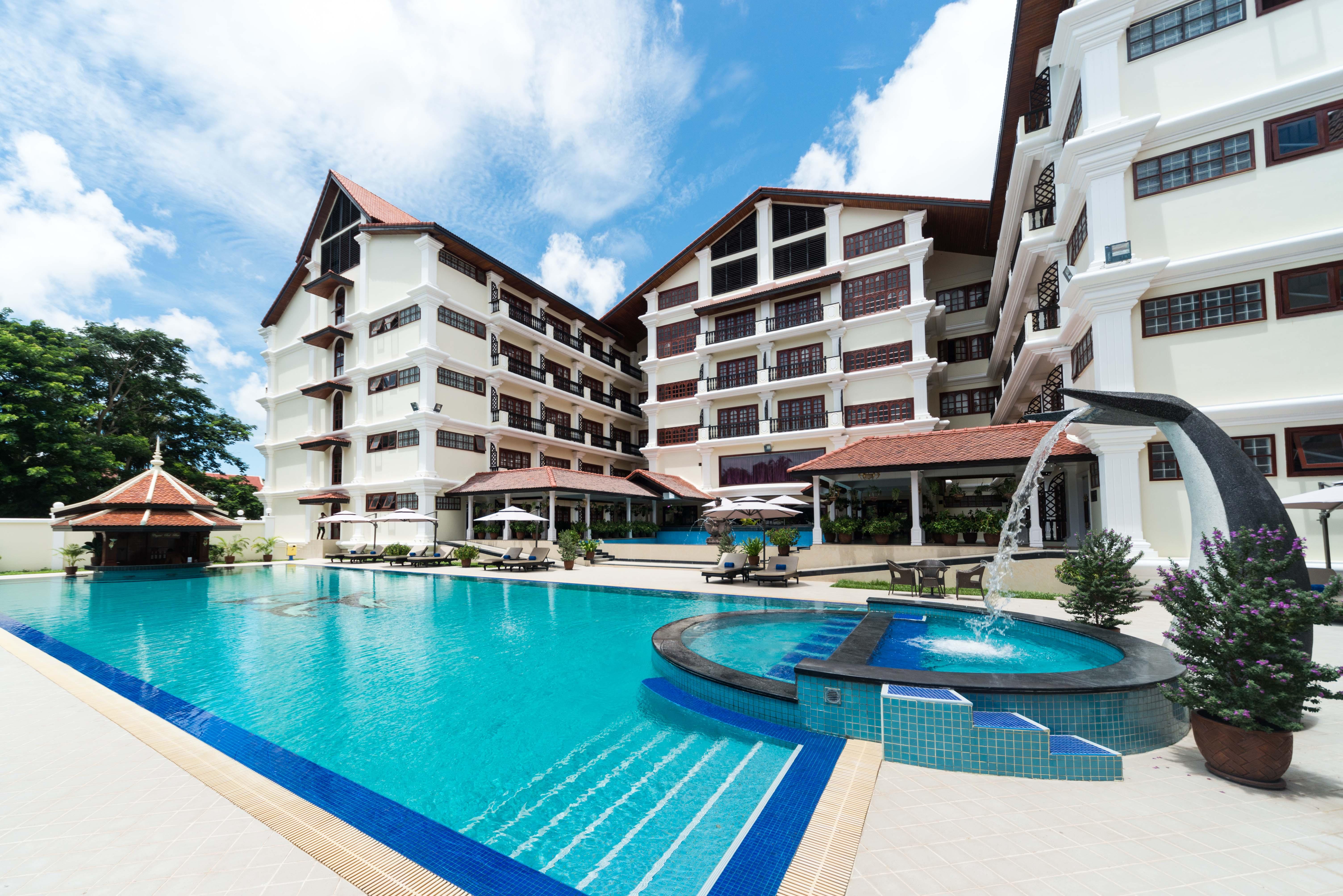 Regency Angkor Hotel Siem Reap Exterior foto