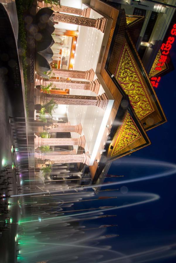 Regency Angkor Hotel Siem Reap Exterior foto